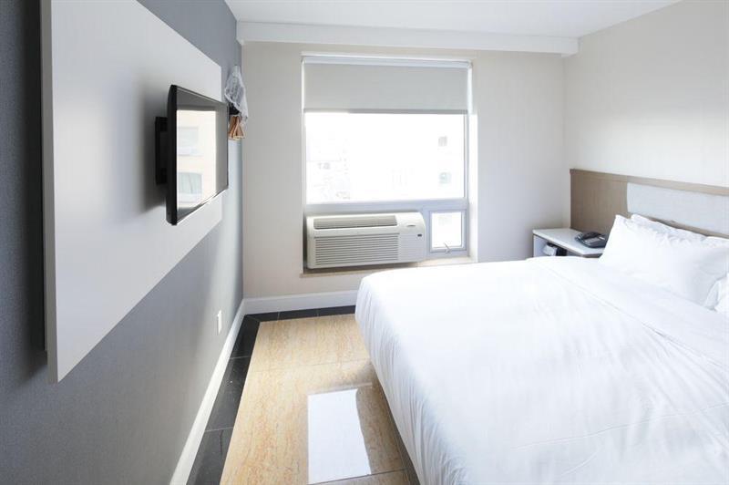 Mayfair Inn And Suites Нью-Йорк Экстерьер фото