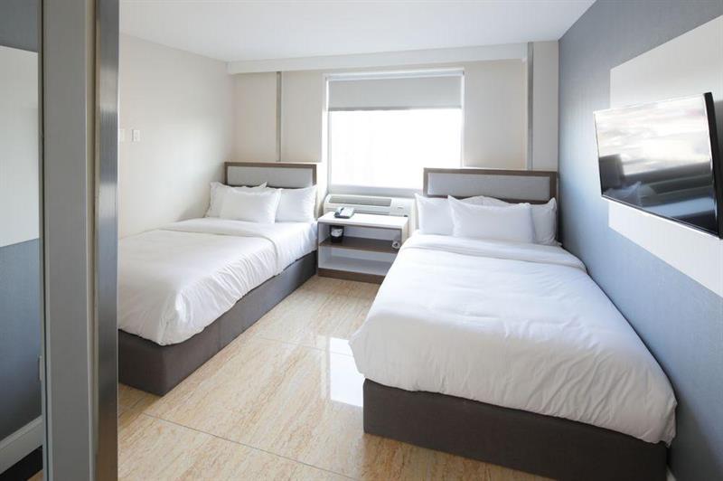 Mayfair Inn And Suites Нью-Йорк Экстерьер фото